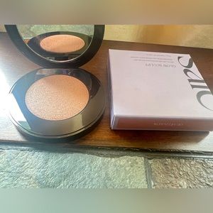 🌺NIB GLOW SCULPT multi use cream highlighting blush  by Saie 🌺